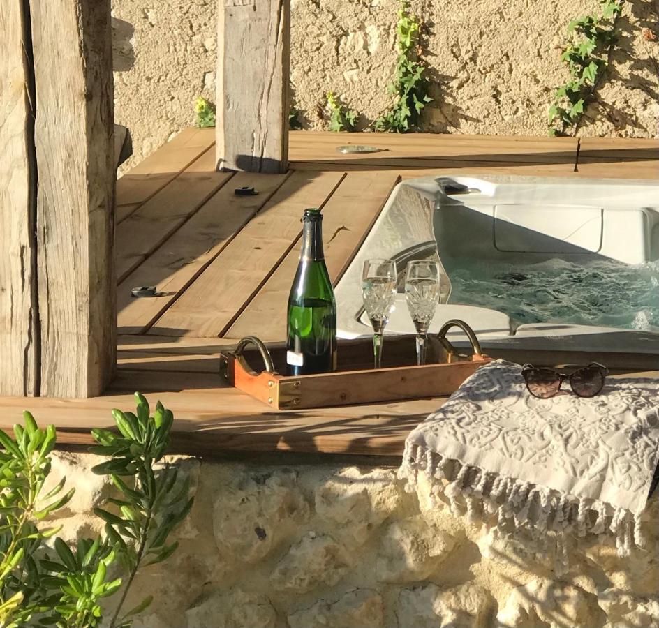 Les Ombrieres Bed & Breakfast Porcheresse Exterior foto